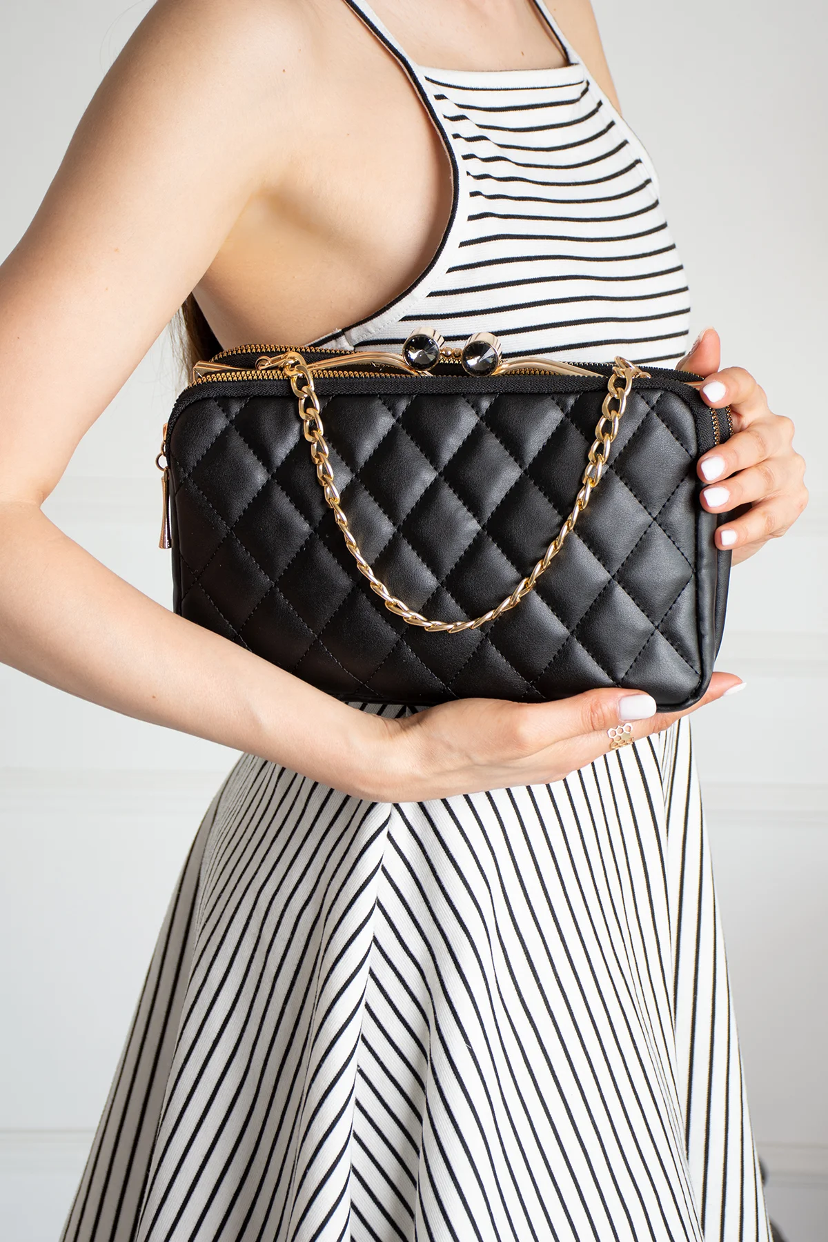 İmpolo Almira Siyah Kadın El Çantası 17x26 Ebat