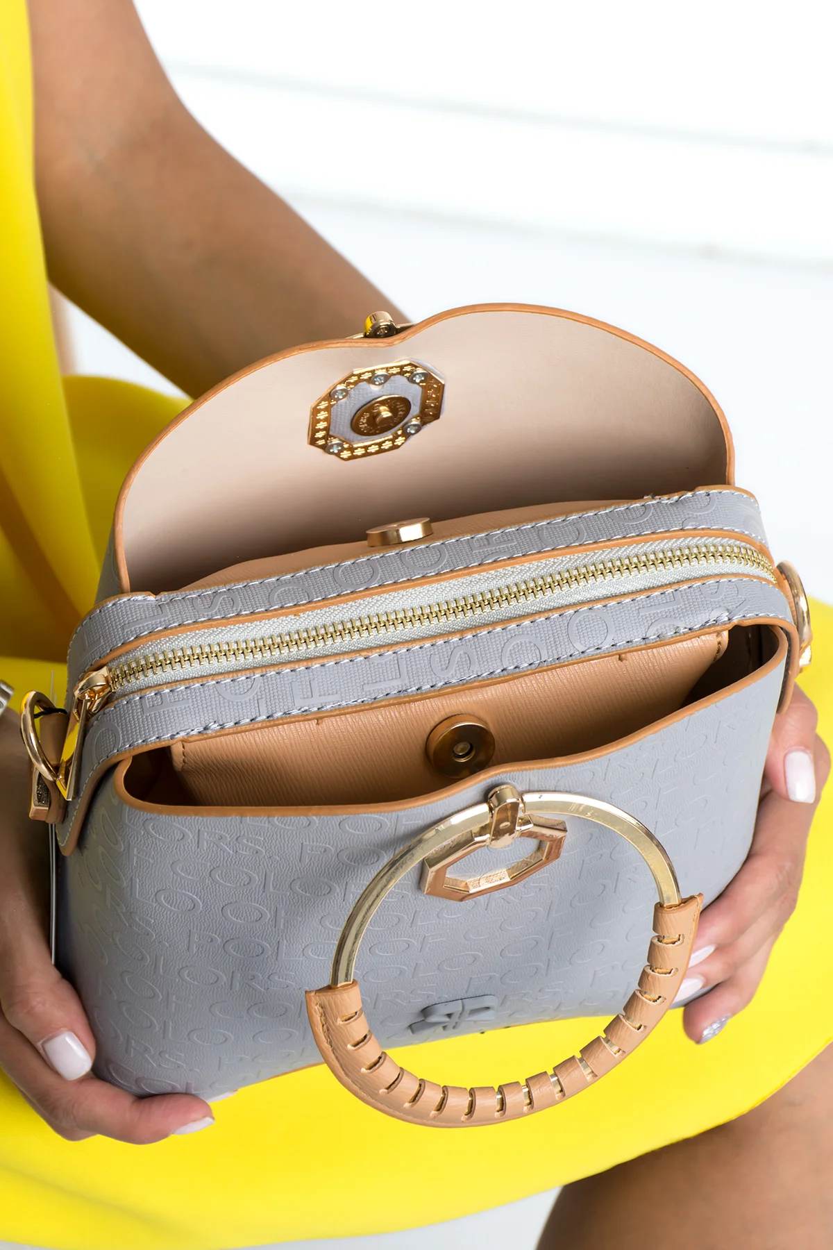 İmpolo Sophia Çember Saplı  Üç Gözlü P.Gri Omuz El Çanta 22x25 Ebat - Görsel 3