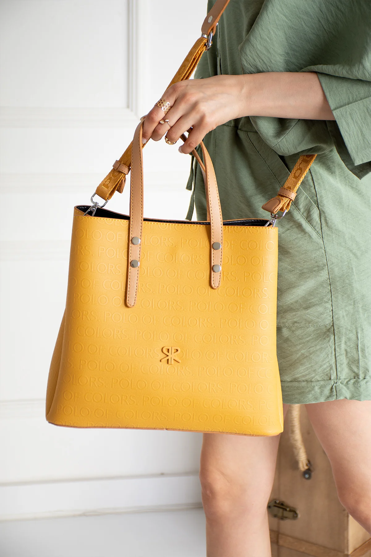 İmpolo Lori  Omuz Hardal  Taba  Kadın Çanta 27x34 Ebat